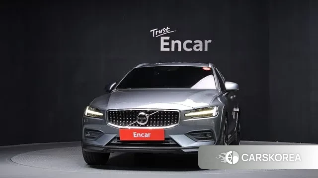 Volvo V60 Cross-Country 2nd Generation id 3319096 из Кореи 13