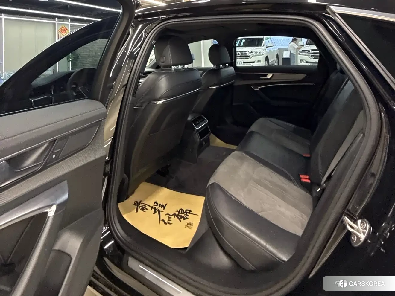Audi A6L id 4545873 из Китая 23