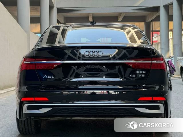 Audi A6L id 4213463 из Китая 9