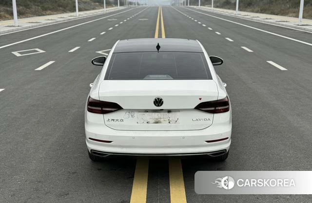 Volkswagen Lavida 2021 Белый из Китая, фото 5