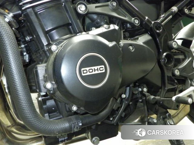 Engine photo