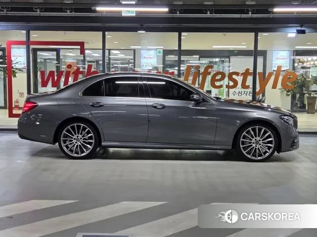 Mercedes-Benz E-Class W213 id 3479585 из Кореи 13