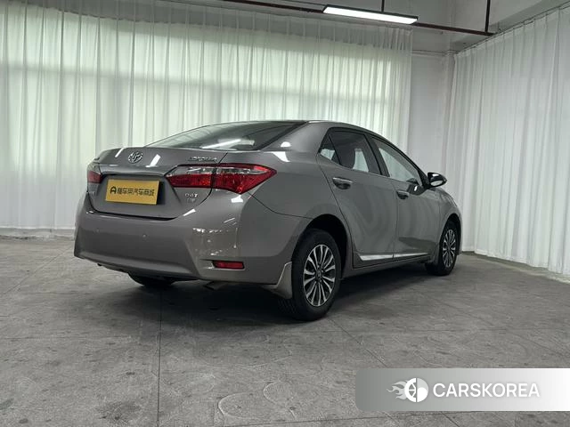 Toyota Corolla id 4222203 из Китая 13