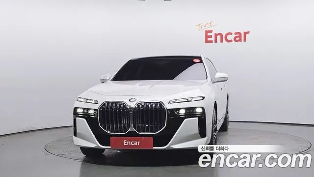 BMW 7 Series (G70) id 2879075 из Кореи 13