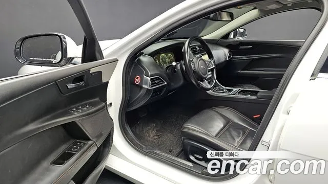 Jaguar XE id 2520521 из Кореи 13