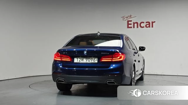 BMW 5 Series (G30) id 4357087 из Кореи 23