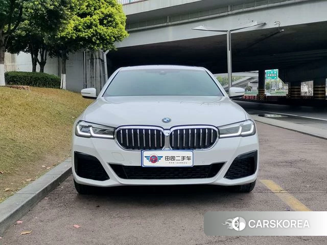 BMW 5 series 2024 Белый из Китая, фото 4