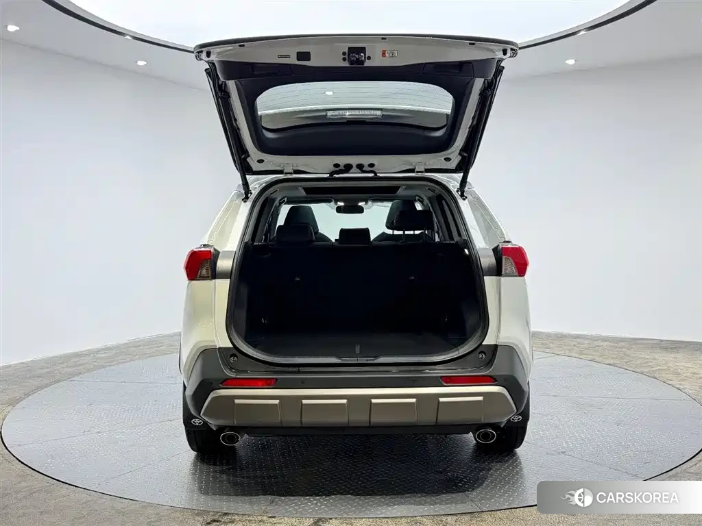 Toyota RAV4 id 4617097 из Китая 9