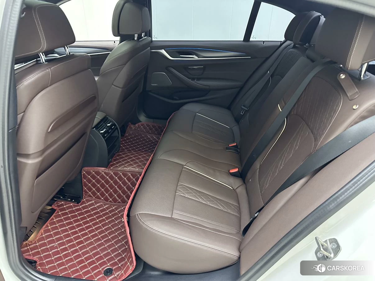 BMW 5 series PHEV 2021 Белый из Китая, фото 5