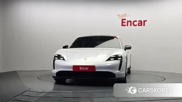 Porsche Taycan id 3600877 из Кореи 13