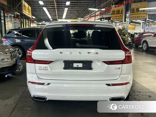 Volvo XC40 2020 Белый из Китая, фото 3