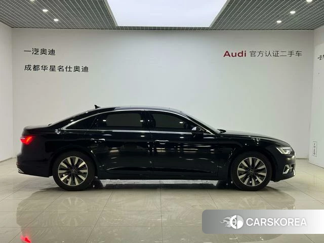 Audi A6L id 4214003 из Китая 9