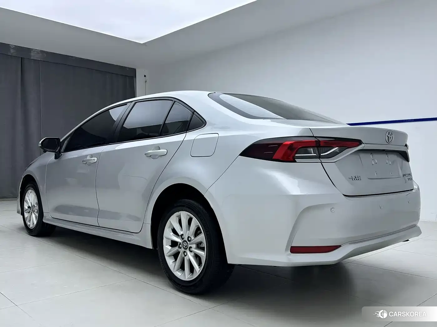 Toyota Corolla id 4629501 из Китая 16