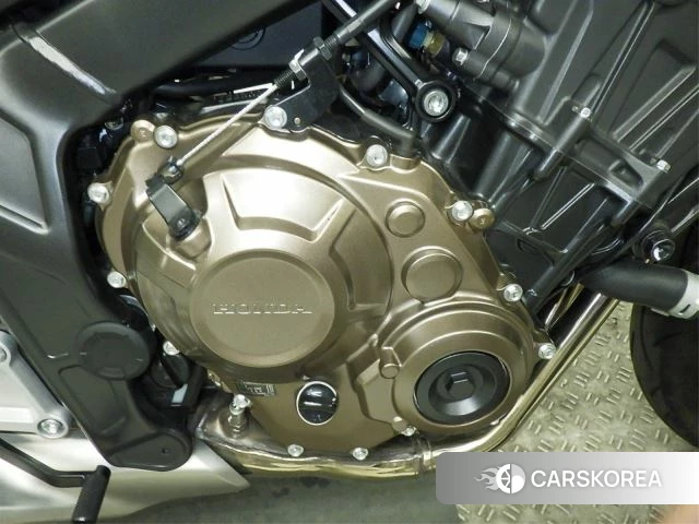 Engine photo