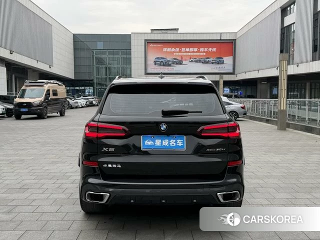 BMW X5 id 4367522 из Китая 18