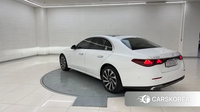 Mercedes-Benz E-Class W214 id 3523209 из Кореи 13