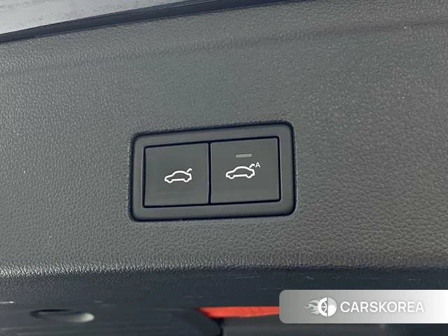 Volkswagen Touareg id 3840745 из Китая 23
