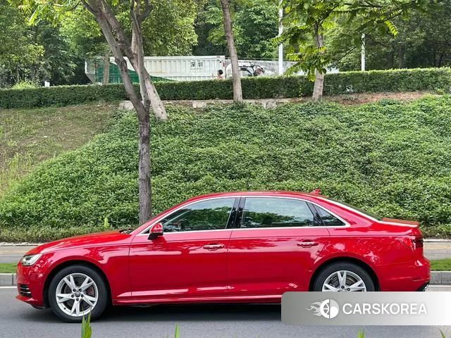 Audi A4L 2018 Красный из Китая, фото 3