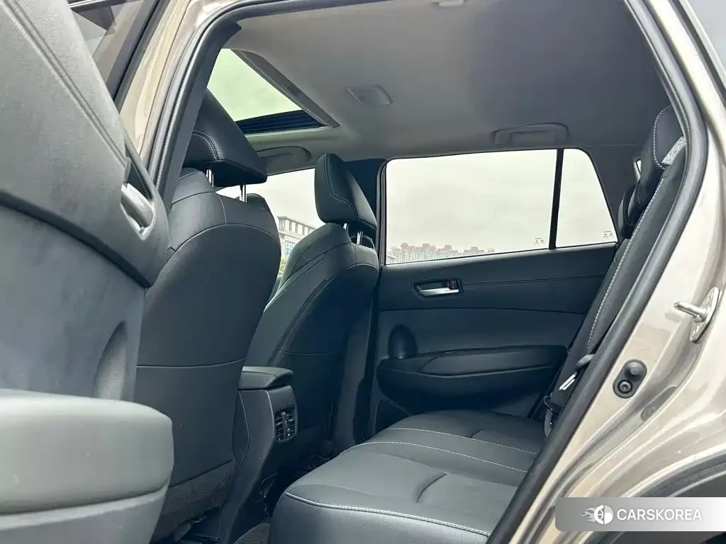 Toyota Frontlander 2023 Champagne/brown из Китая, фото 3