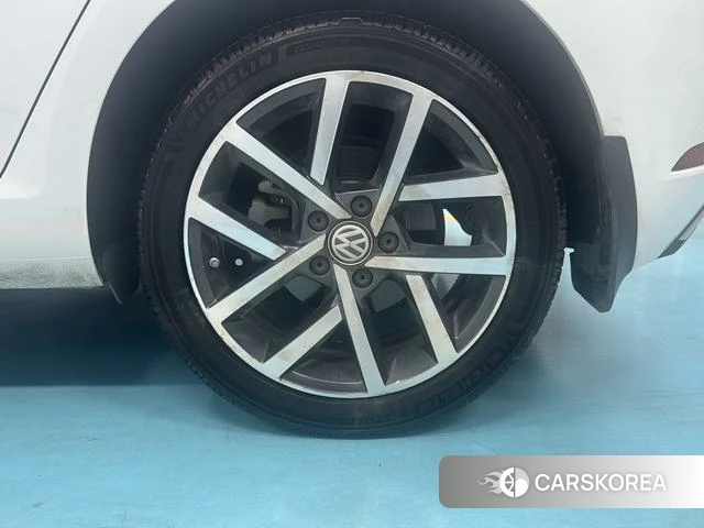 Volkswagen Golf id 4254439 из Китая 13
