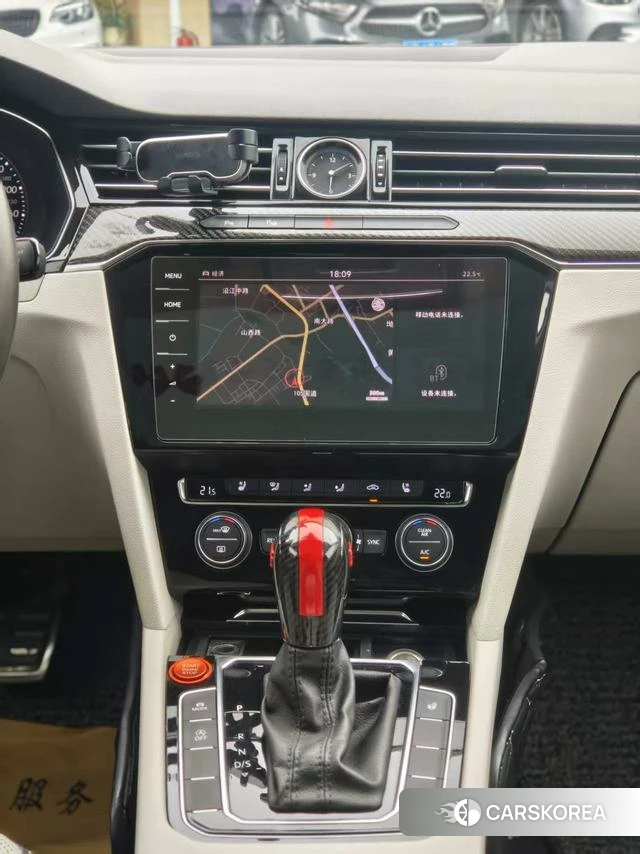 Volkswagen CC 2019 Серебристо-серый из Китая, фото 4