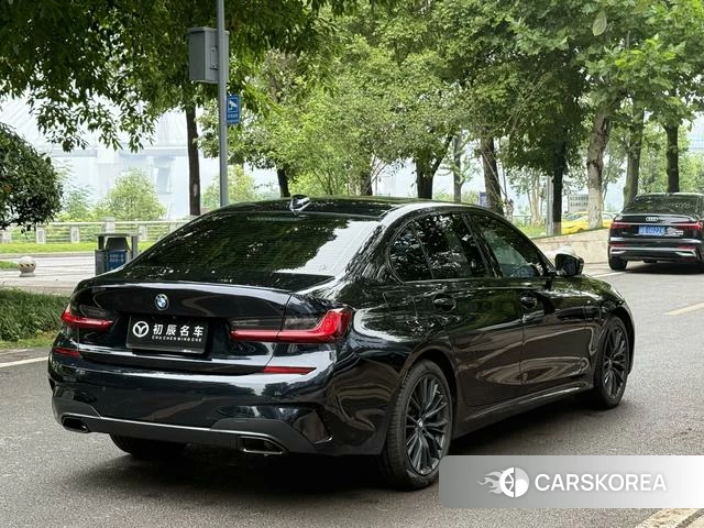 BMW 3 series 2022 Черный из Китая, фото 3