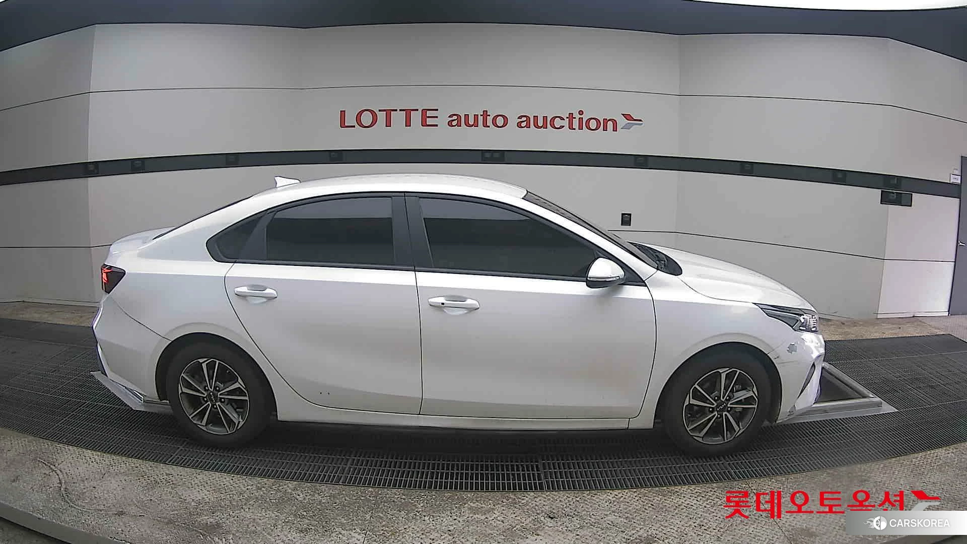 Kia K3 id 3869442 из Кореи 23