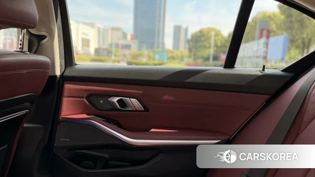 BMW 3 series id 4271267 из Китая 10