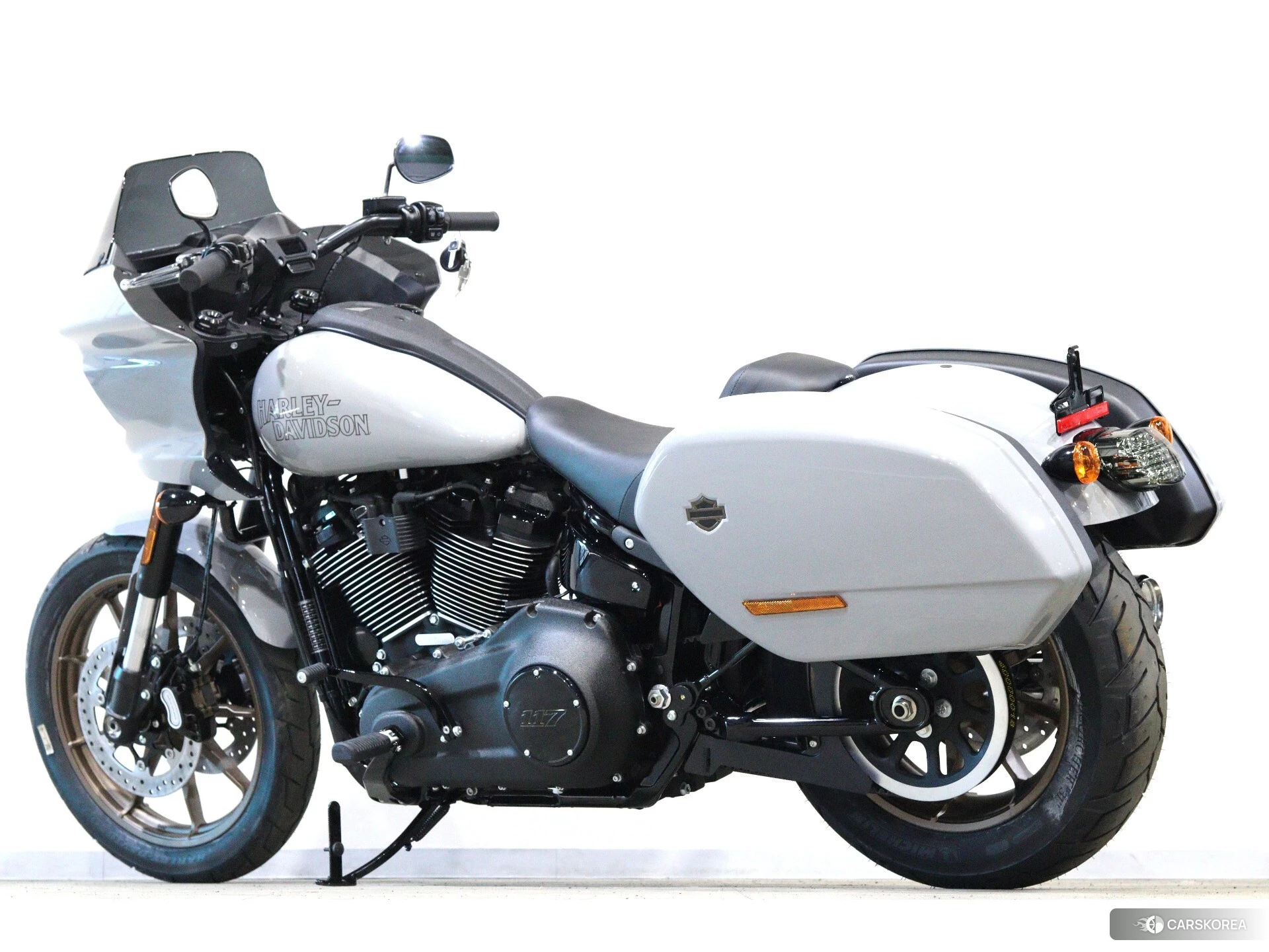 Harley-Davidson Softail Low Rider ST FXLRST1920 2024 из Японии