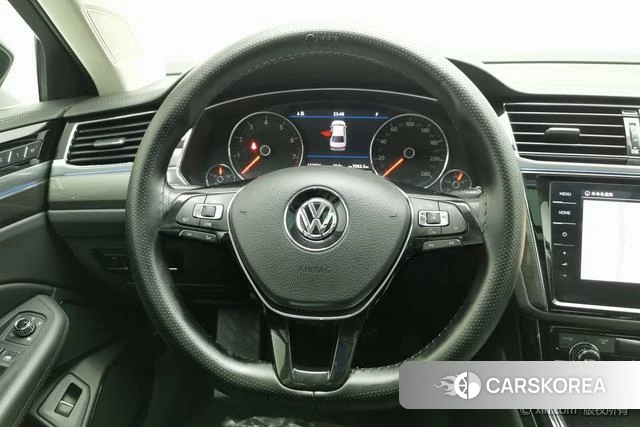 Volkswagen Huiang id 4321125 из Китая 17