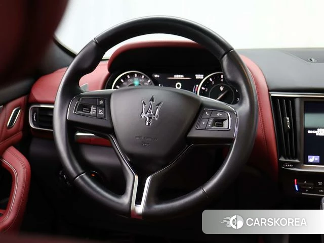 Maserati Levante id 4238870 из Китая 20