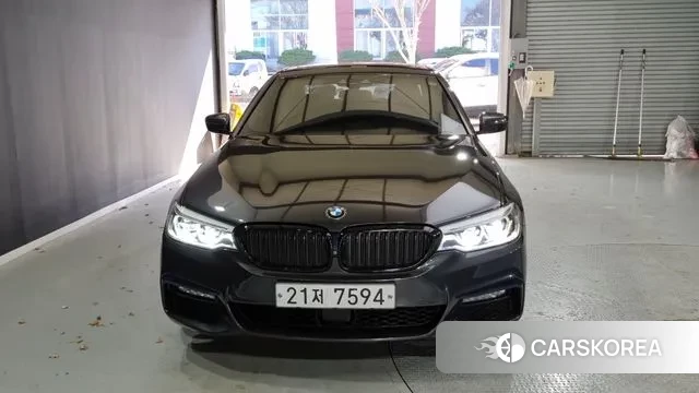 BMW 5 Series (G30) id 3369026 из Кореи 11