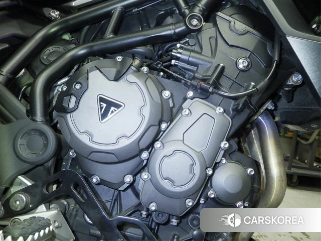 Engine photo