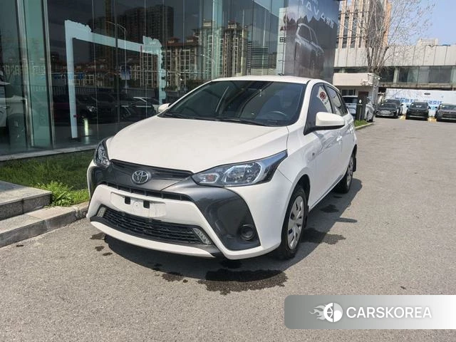 Toyota YARIS L Zhixuan 2022 Белый из Китая, фото 3