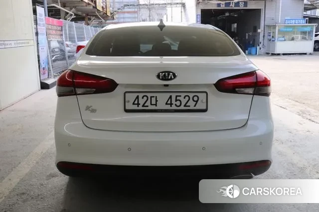 Kia The New K3 id 3641851 из Кореи 13