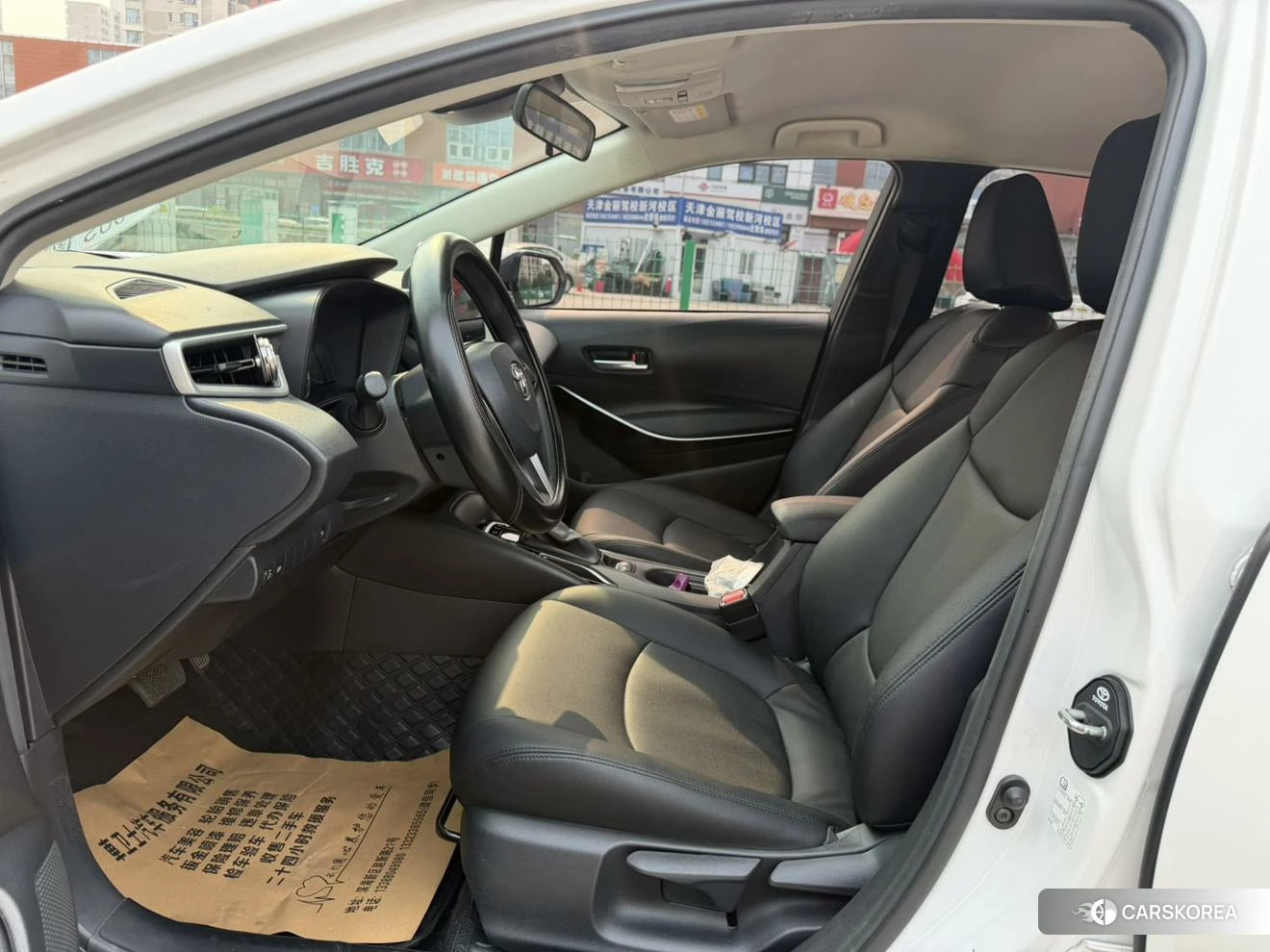 Toyota Corolla 2020 Белый из Китая, фото 3