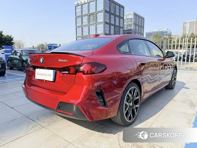 BMW 2 series 2025 Красный из Китая, фото 3