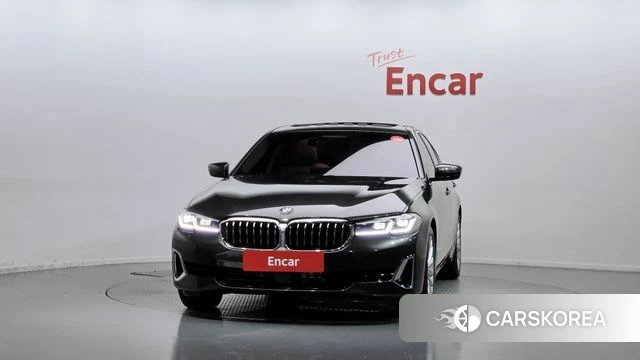 BMW 5 Series (G30) id 4899758 из Кореи 23