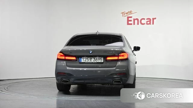 BMW 5 Series (G30) id 3813125 из Кореи 13