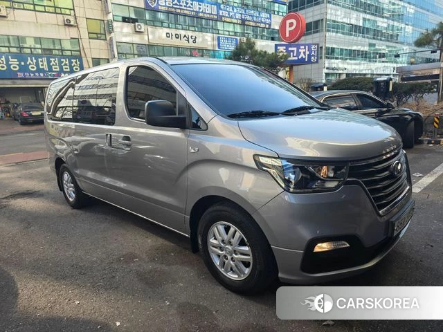 Hyundai The New Grand Starex id 3853646 из Кореи 8