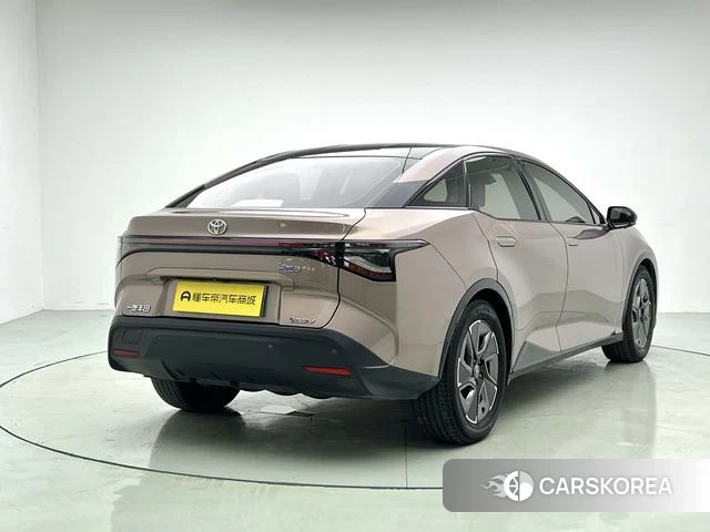 Toyota bZ3 id 3957878 из Китая 13