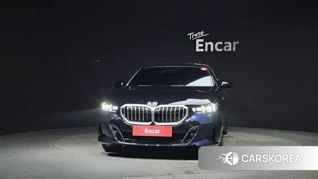 BMW 5 Series (G60) id 2905113 из Кореи 13