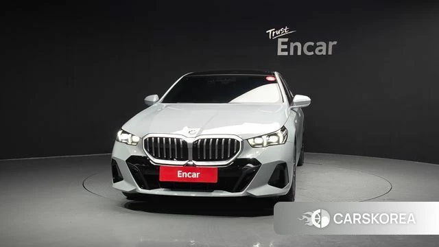 BMW 5 Series (G60) id 4488240 из Кореи 23
