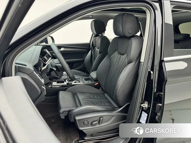 Audi Q5L id 3927064 из Китая 21