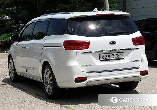 Kia The New Carnival id 4502779 из Кореи 13