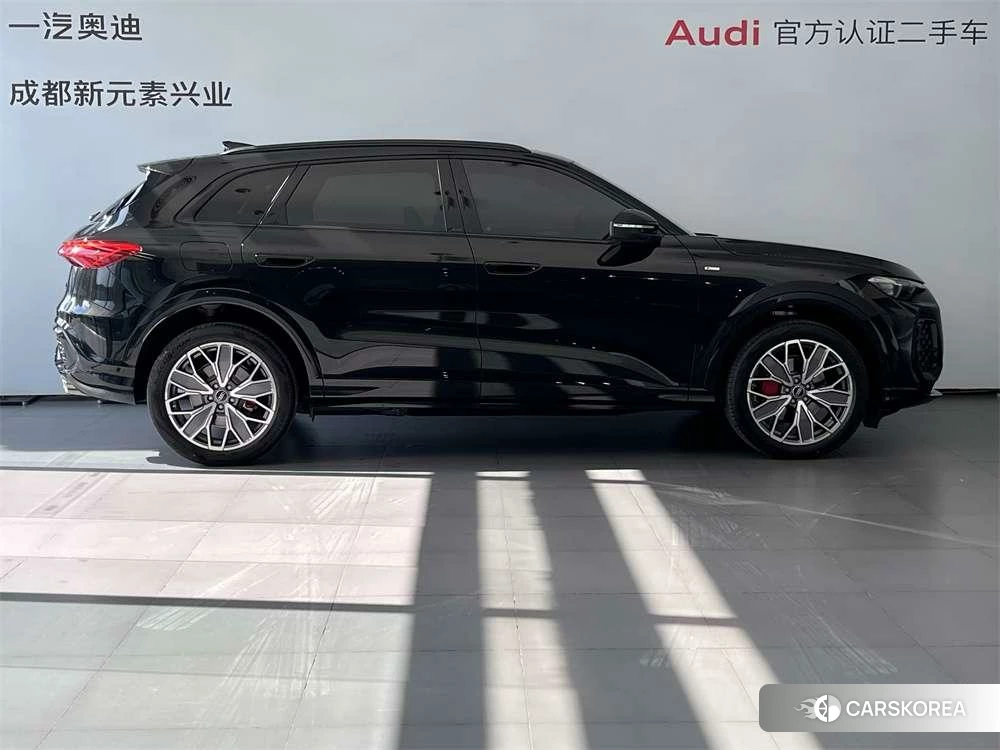 Audi Q5L id 4454048 из Китая 10