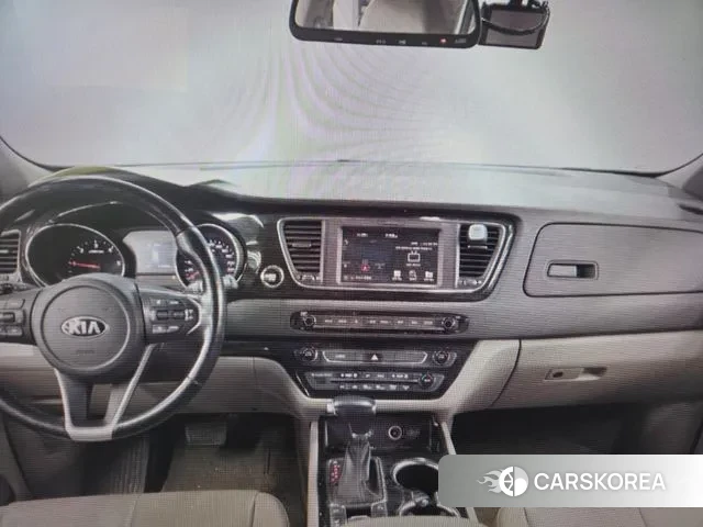 Kia The New Carnival 2018 Серебряный из Кореи, фото 3