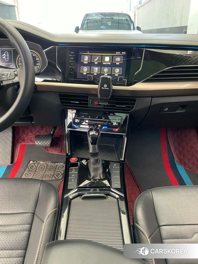 Volkswagen Passat id 4240950 из Китая 10
