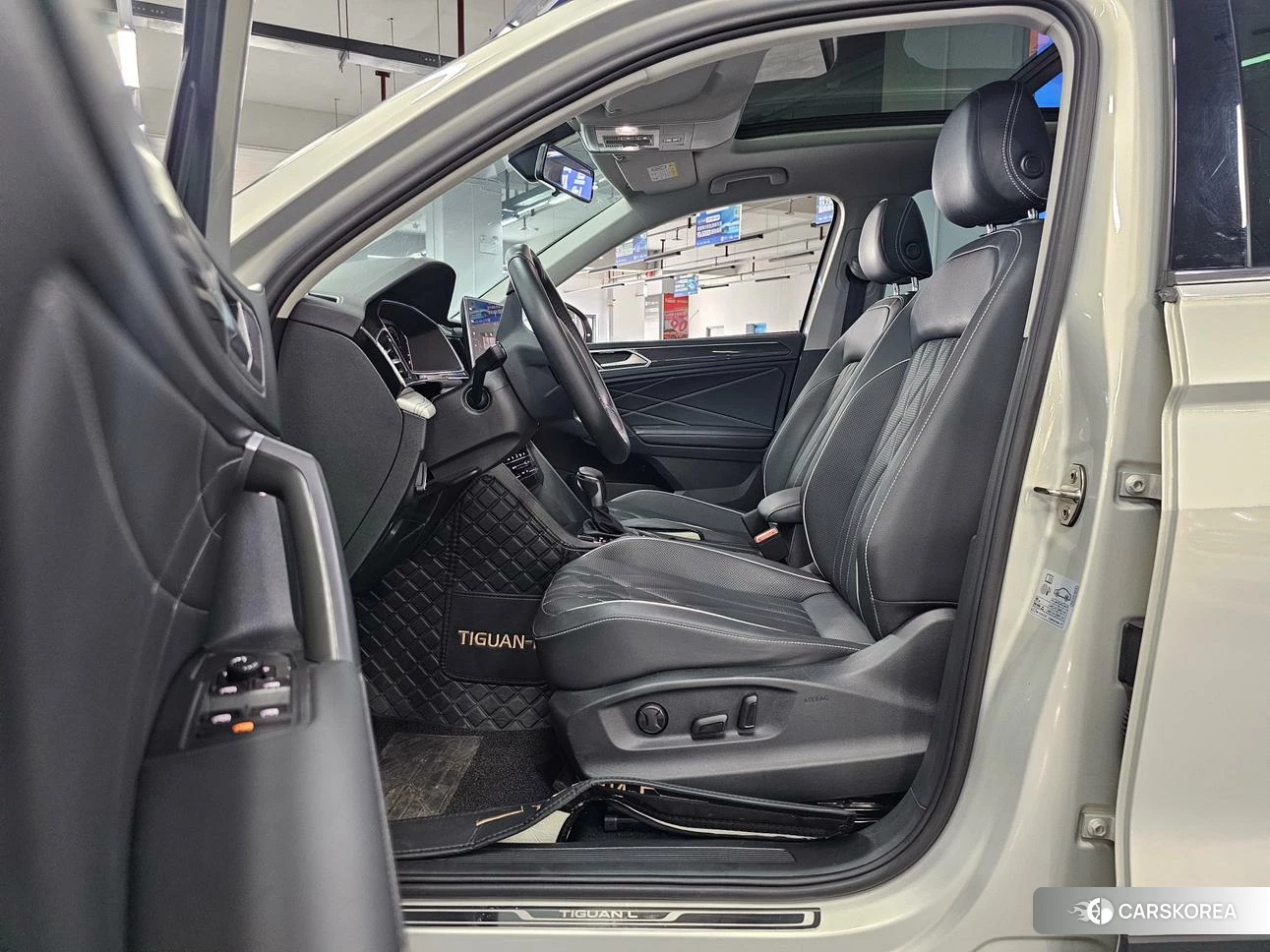 Volkswagen Tiguan L id 4486463 из Китая 17