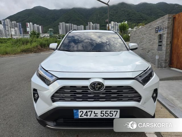 Toyota RAV4 5th Generation 2025 Белый из Кореи, фото 5